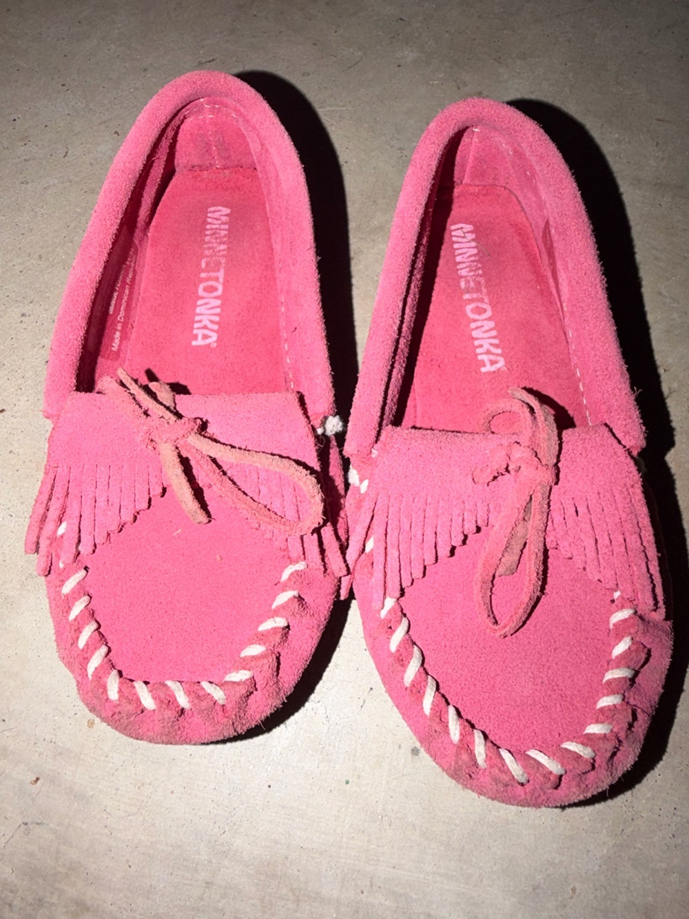 Minnetonka Kids Kilty Moccasins Pink Size 11 Style 2405